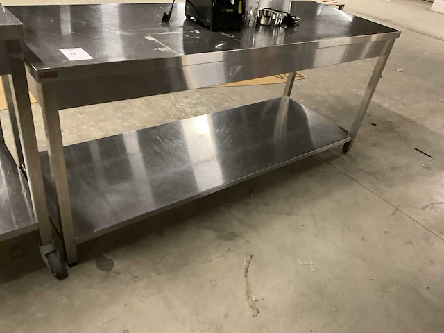 Rvs werktafel - afbeelding 1 van  3