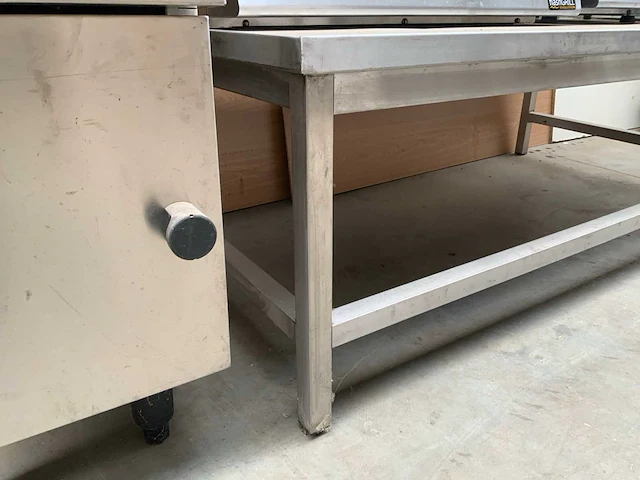 Rvs werktafel - afbeelding 3 van  4