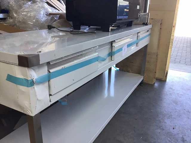 Rvs werktafel - afbeelding 4 van  5