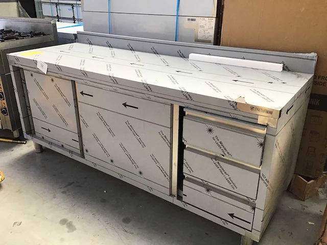 Rvs werktafel - afbeelding 4 van  4