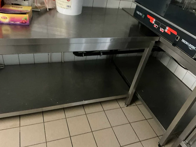 Rvs werktafel - afbeelding 2 van  4