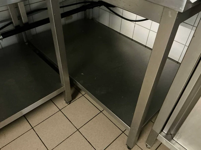 Rvs werktafel - afbeelding 2 van  3