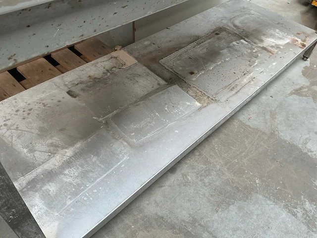 Rvs werktafel - afbeelding 3 van  4