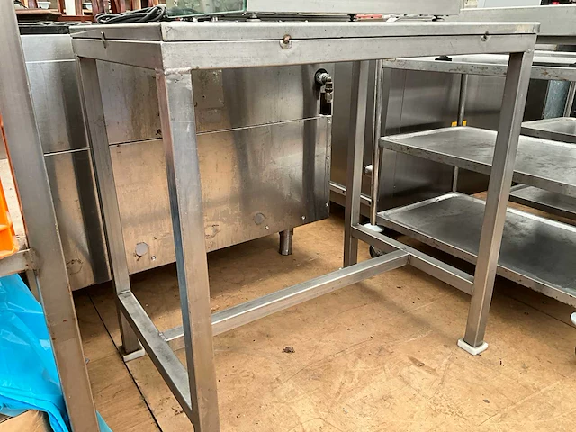 Rvs werktafel - afbeelding 1 van  1