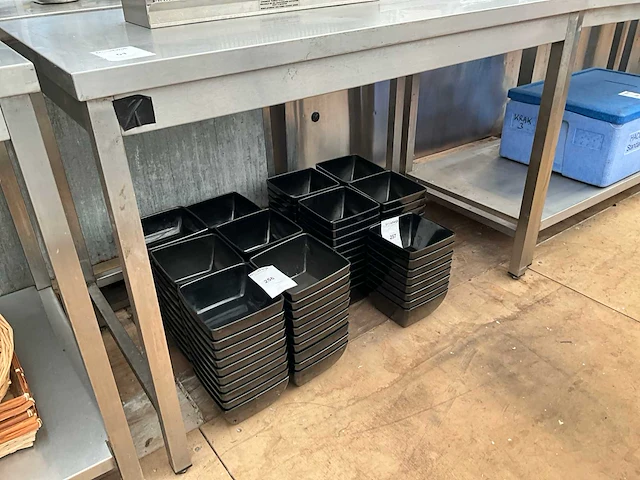 Rvs werktafel - afbeelding 1 van  2