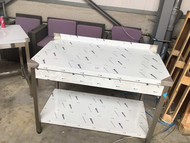 Rvs werktafel - afbeelding 3 van  4