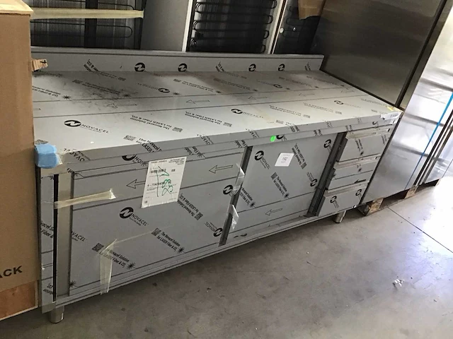 Rvs werktafel - afbeelding 2 van  9