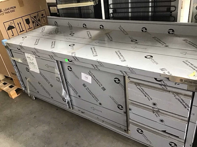 Rvs werktafel - afbeelding 8 van  9