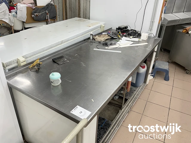 Rvs werktafel - afbeelding 2 van  3