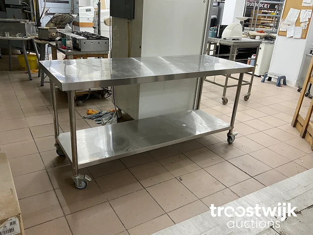 Rvs werktafel - afbeelding 1 van  3