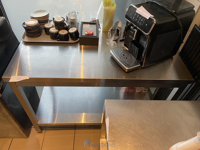 Rvs werktafel - afbeelding 1 van  3