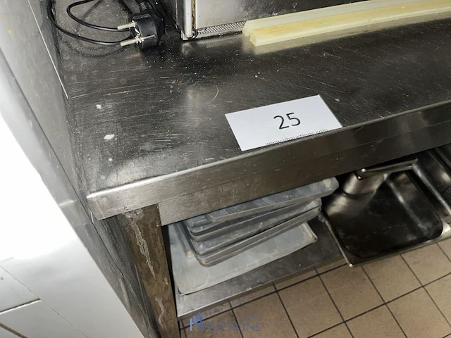 Rvs werktafel - afbeelding 2 van  2
