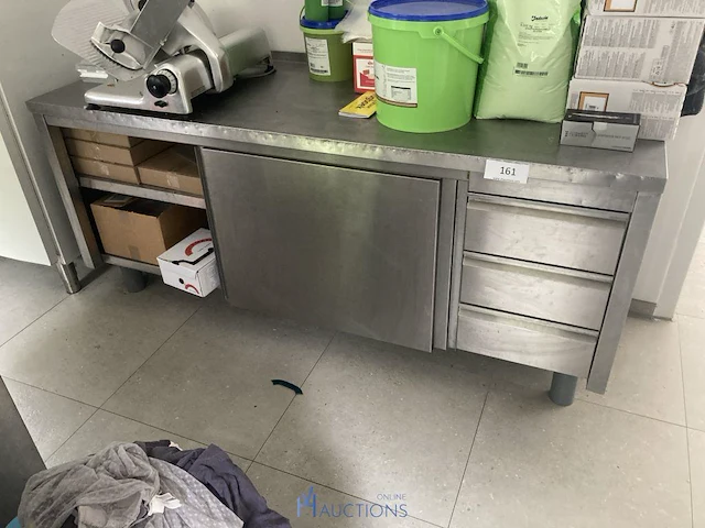 Rvs werktafel - afbeelding 1 van  4