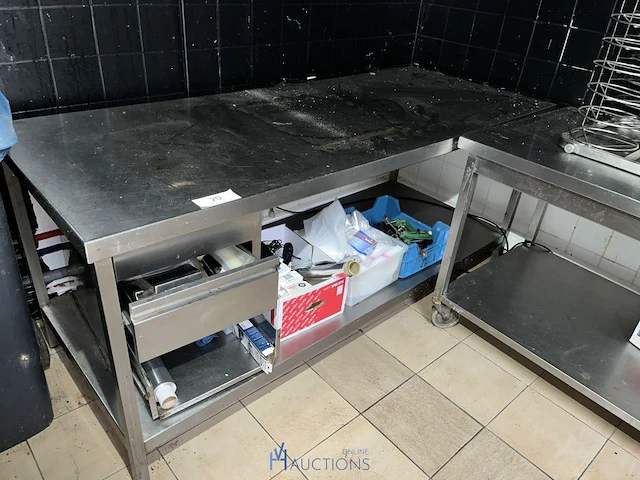 Rvs werktafel - afbeelding 1 van  3