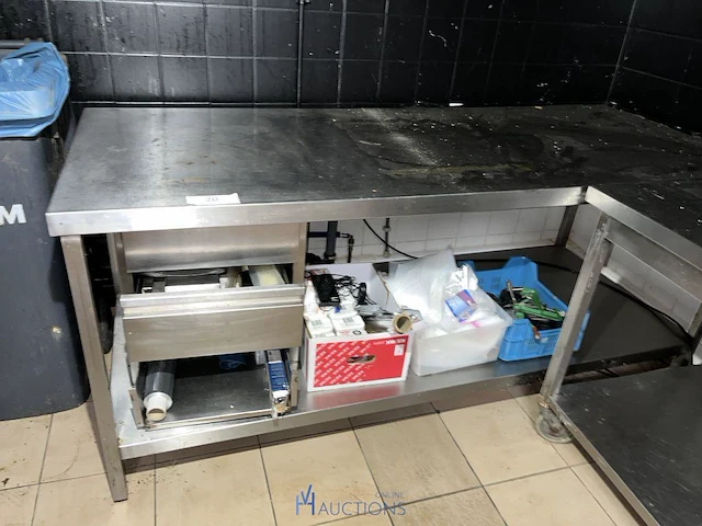 Rvs werktafel - afbeelding 2 van  3