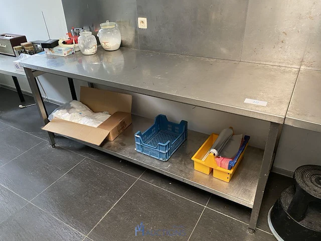 Rvs werktafel - afbeelding 1 van  2