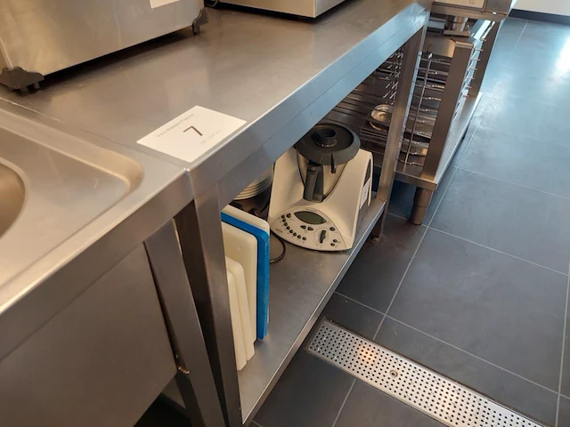 Rvs werktafel - afbeelding 2 van  2