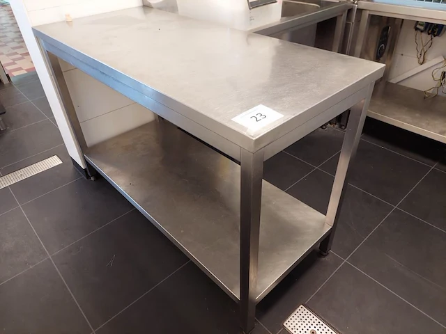 Rvs werktafel - afbeelding 1 van  3