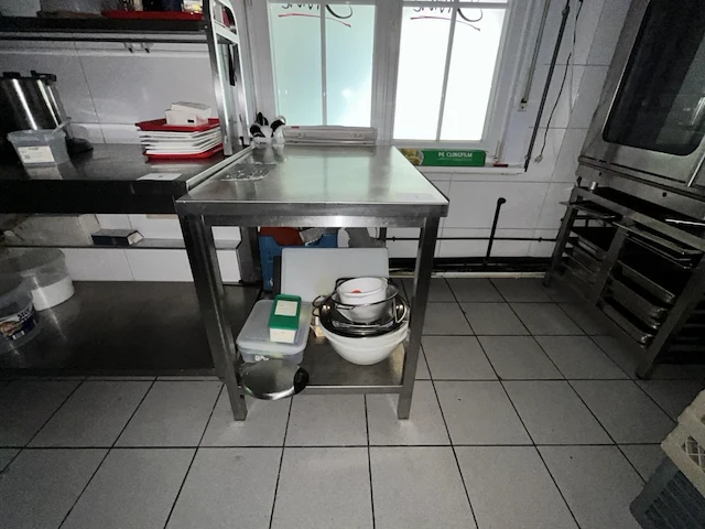 Rvs werktafel - afbeelding 1 van  2