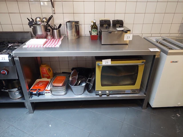 Rvs werktafel - afbeelding 2 van  2