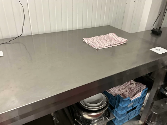 Rvs werktafel - afbeelding 4 van  4