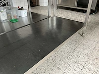 Rvs werktafel - afbeelding 2 van  3