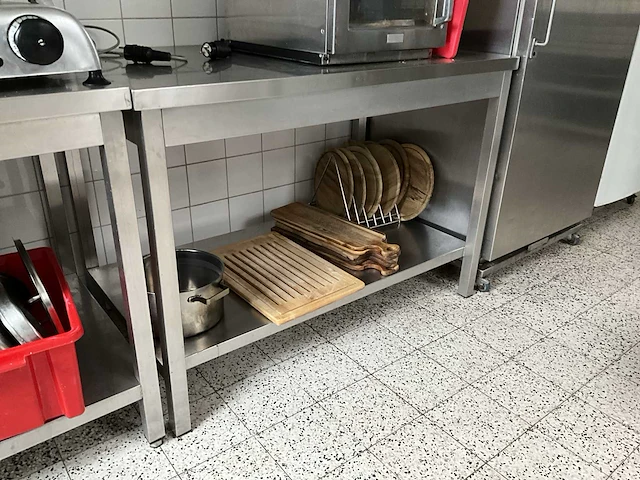 Rvs werktafel - afbeelding 1 van  3