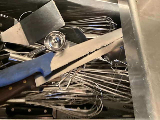 Rvs werktafel/bijzettafel/kast rosinox - afbeelding 11 van  15
