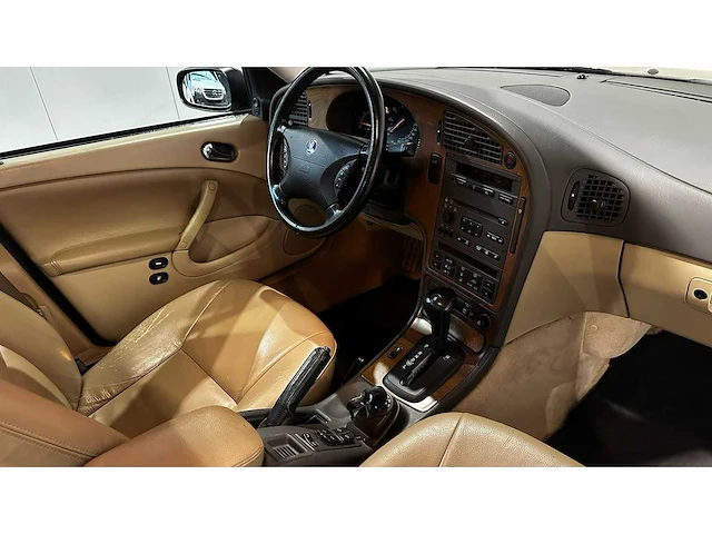 Saab - 2003 - 9-5 - personenauto - afbeelding 2 van  42