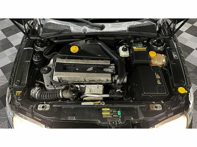 Saab - 2003 - 9-5 - personenauto - afbeelding 21 van  42