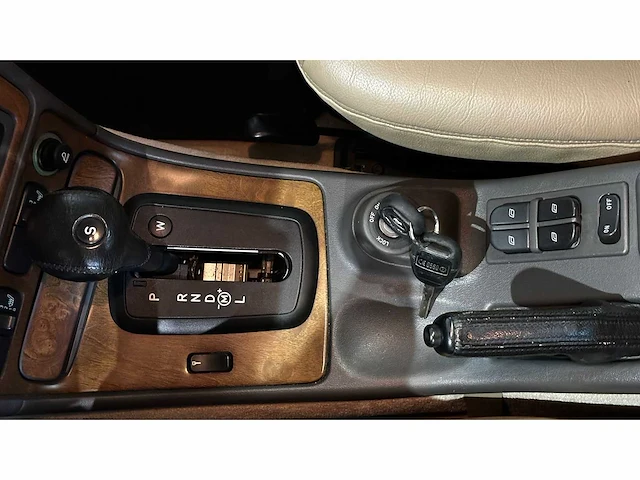 Saab - 2003 - 9-5 - personenauto - afbeelding 29 van  42