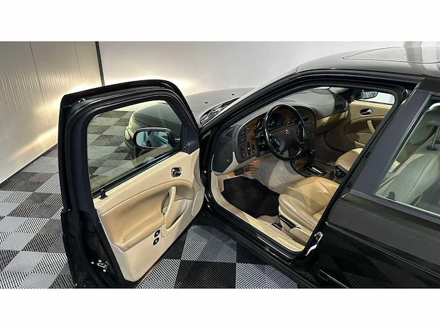 Saab - 2003 - 9-5 - personenauto - afbeelding 32 van  42