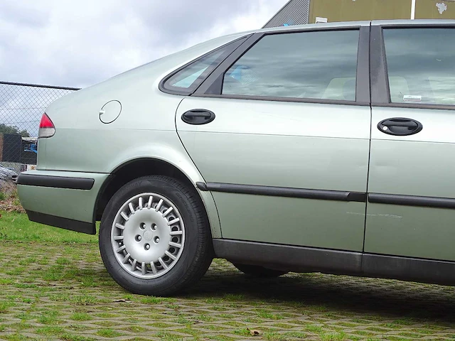 Saab 9-3 _ 2.0 automatic - afbeelding 7 van  53