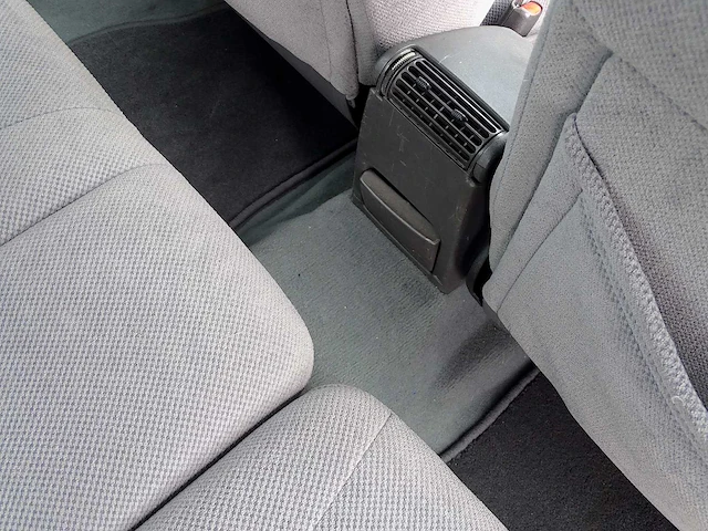 Saab 9-3 _ 2.0 automatic - afbeelding 19 van  53