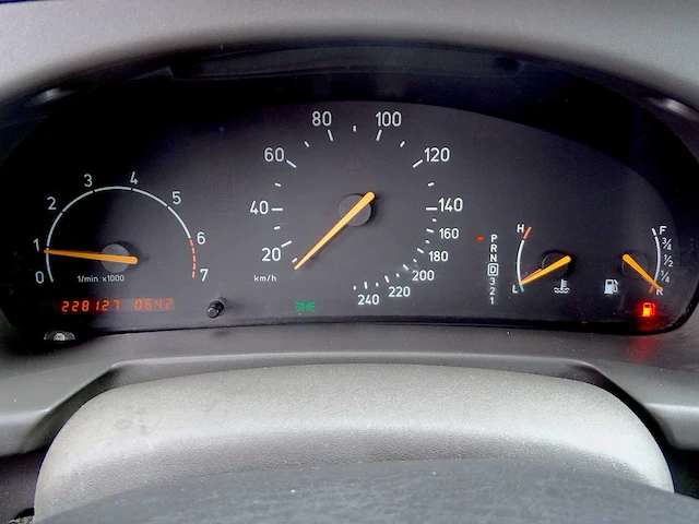 Saab 9-3 _ 2.0 automatic - afbeelding 37 van  53
