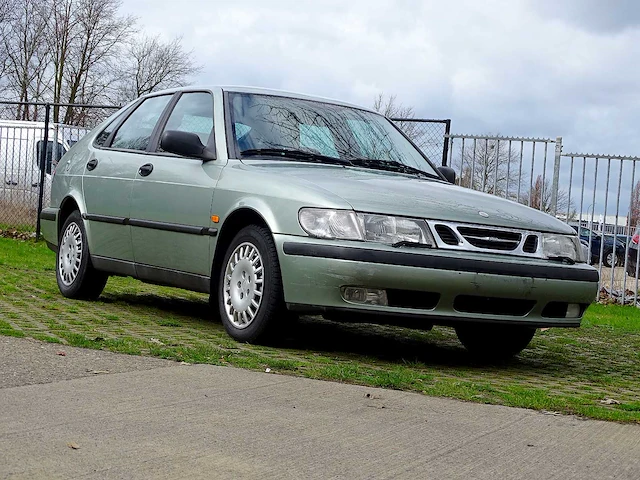 Saab 9-3 _ 2.0 automatic - afbeelding 45 van  53
