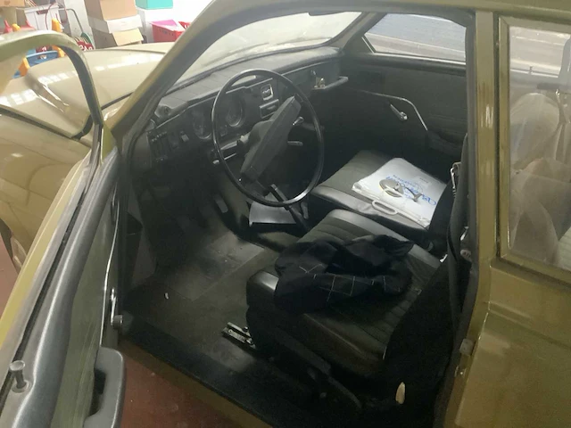 Saab 96 v4 oldtimer - afbeelding 16 van  18