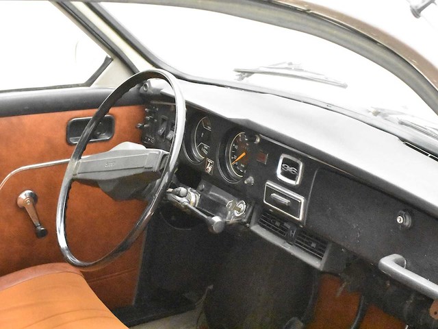 Saab 96 - afbeelding 30 van  45