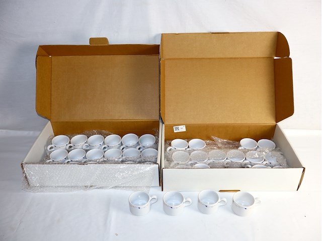 Sabena porselein by rene magritte - afbeelding 1 van  6