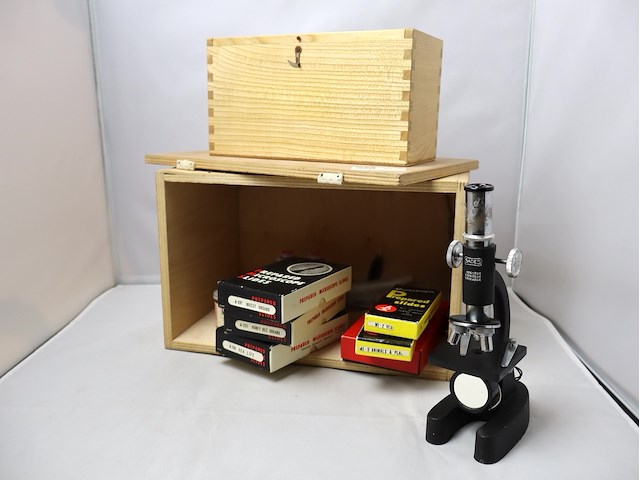 Sades microscoop - afbeelding 1 van  5