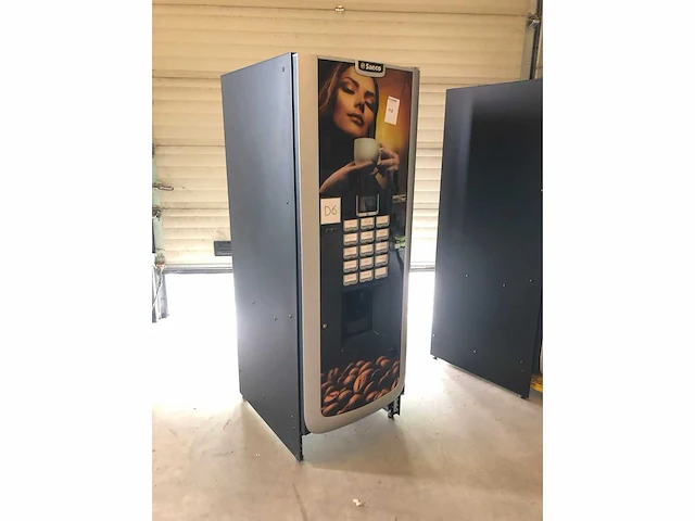 Saeco - gran gusto - verkoopautomaat - afbeelding 4 van  6