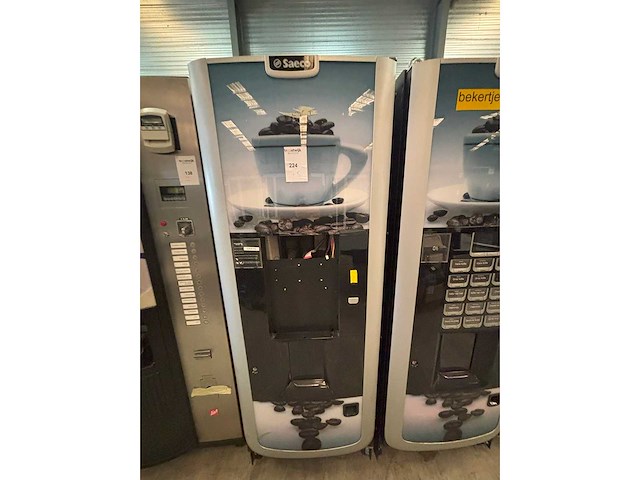 Saeco - koffie - verkoopautomaat - afbeelding 4 van  4