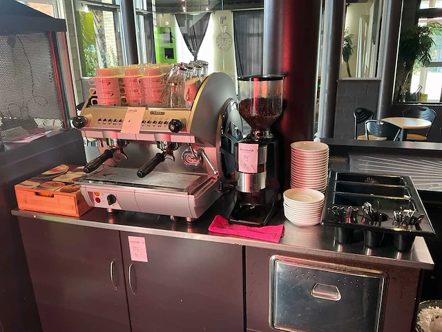 Saeco aroma compact se 200 espresso machine - afbeelding 1 van  10