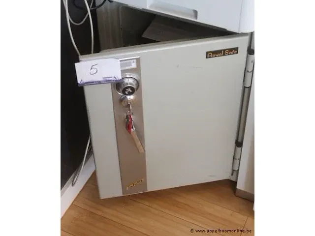 Safe, royal safe, met cijferslot en sleutel - afbeelding 1 van  2