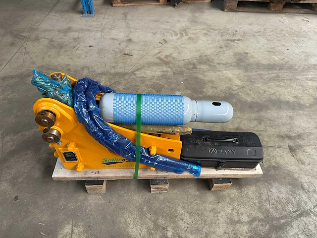 Sailing - 2025 - 35 - hydraulische hamer - afbeelding 1 van  10