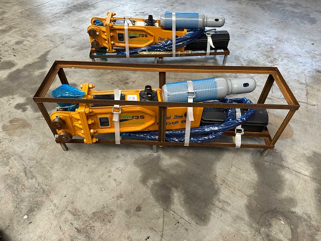 Sailing - 2025 - 35 - hydraulische hamer - afbeelding 10 van  10