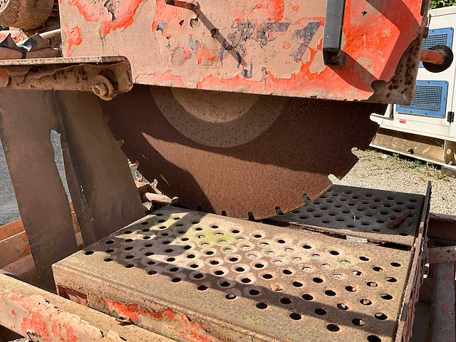 Saint gobain jumbo 651 steenzaagmachine - afbeelding 4 van  16