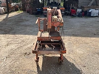 Saint gobain jumbo 651 steenzaagmachine - afbeelding 11 van  16
