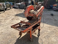 Saint gobain jumbo 651 steenzaagmachine - afbeelding 12 van  16