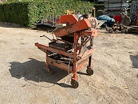 Saint gobain jumbo 651 steenzaagmachine - afbeelding 14 van  16